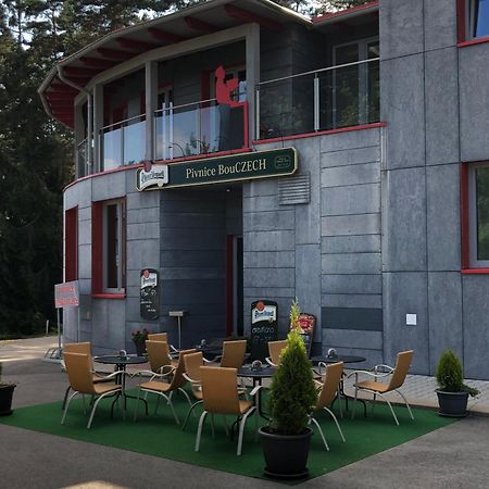 Apartmany Lipno Boucek リプノ・ナト・ヴルタヴォウ エクステリア 写真