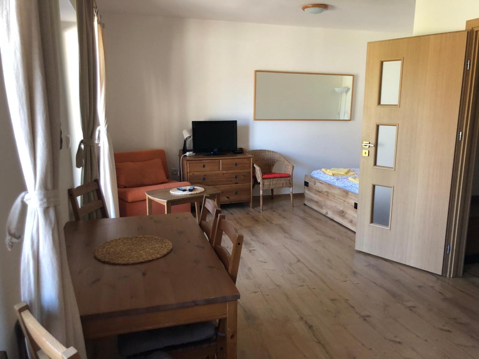 Apartmany Lipno Boucek リプノ・ナト・ヴルタヴォウ エクステリア 写真