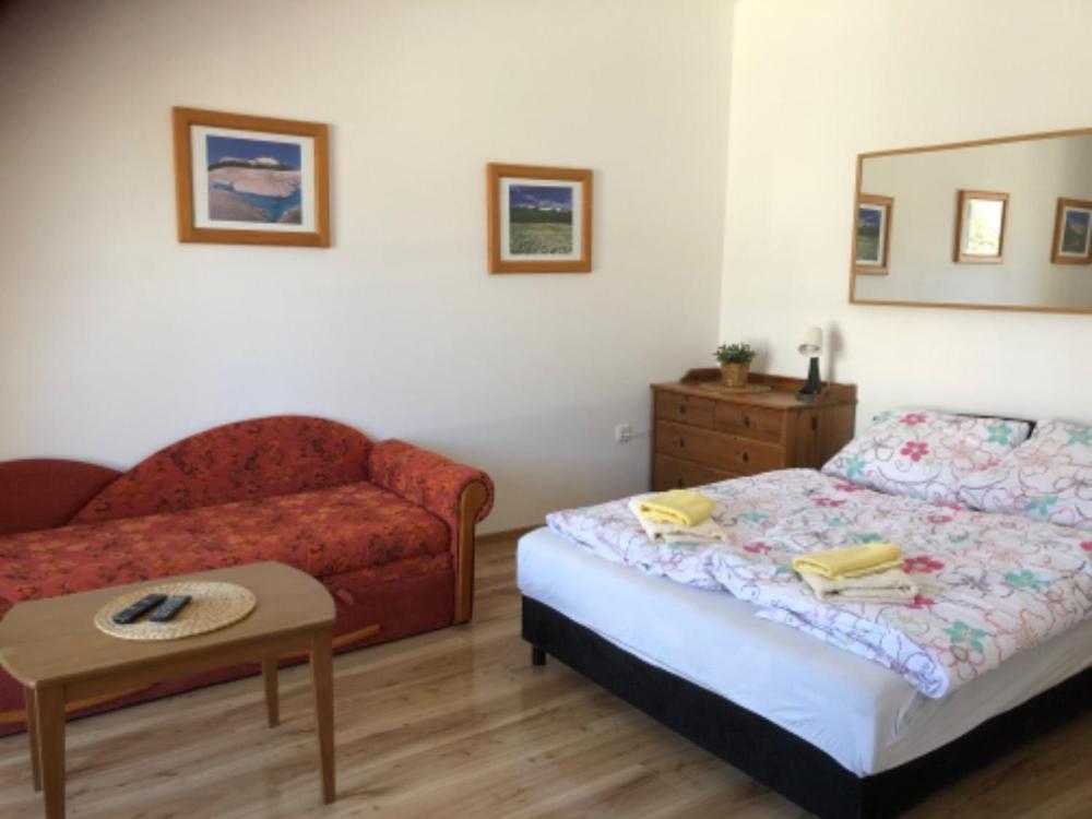Apartmany Lipno Boucek リプノ・ナト・ヴルタヴォウ エクステリア 写真